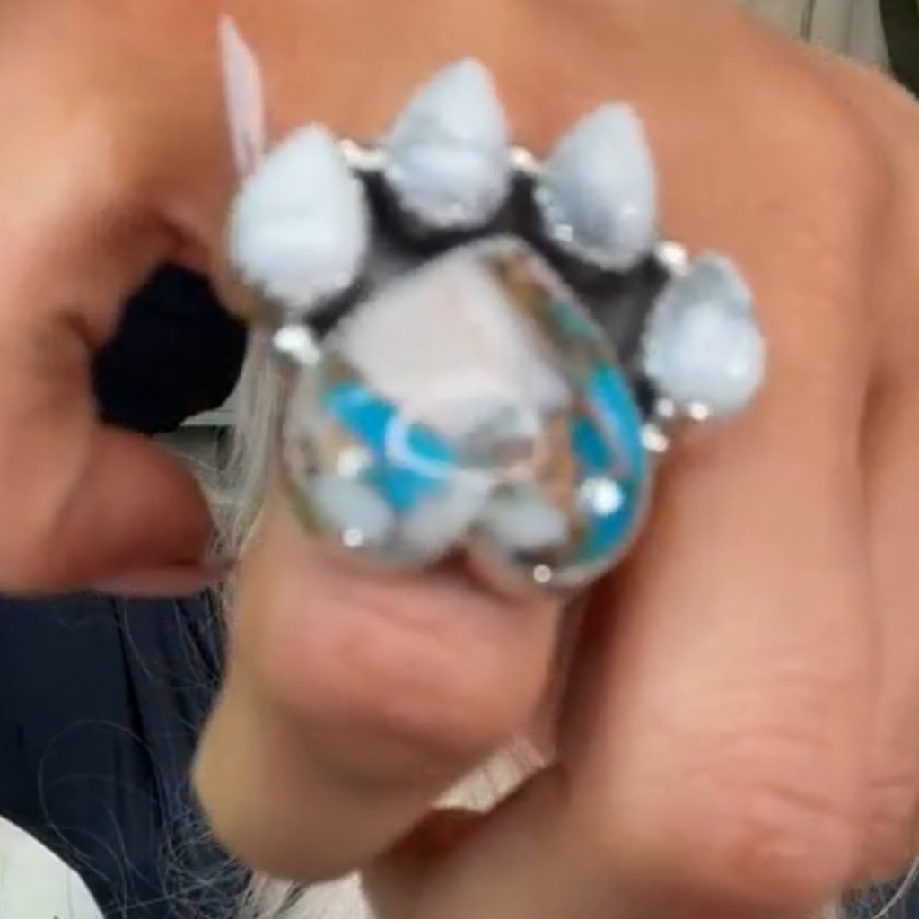 Sterling Silver Paw Ring. Size 8. Nwt. Howlite/Mojave Turquoise.